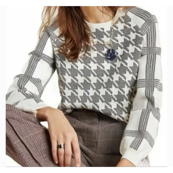 Anthropologie Sweaters - Anthropologie Houndstooth Crewneck Sweater